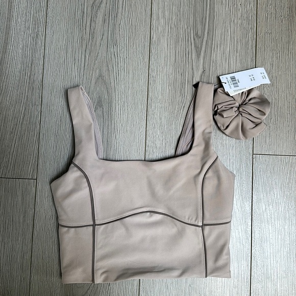 Abercrombie & Fitch (YPB) workout tank top - Picture 1 of 3